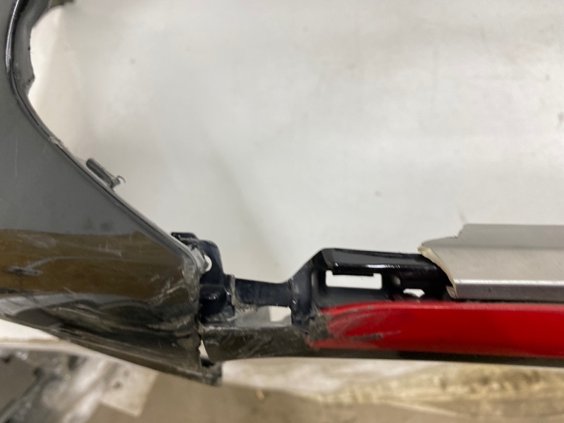 Бампер передний