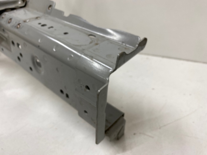 Лонжерон передний левый