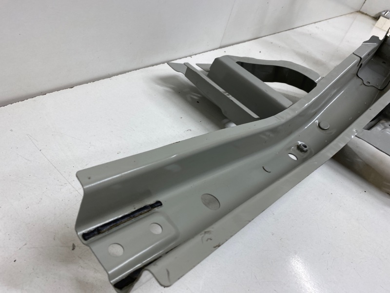 Лонжерон передний левый