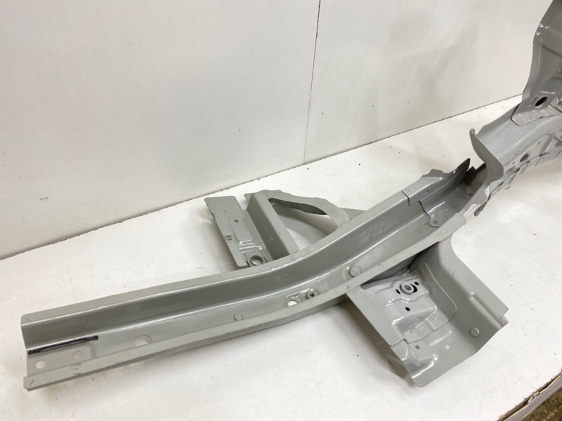 Лонжерон передний левый