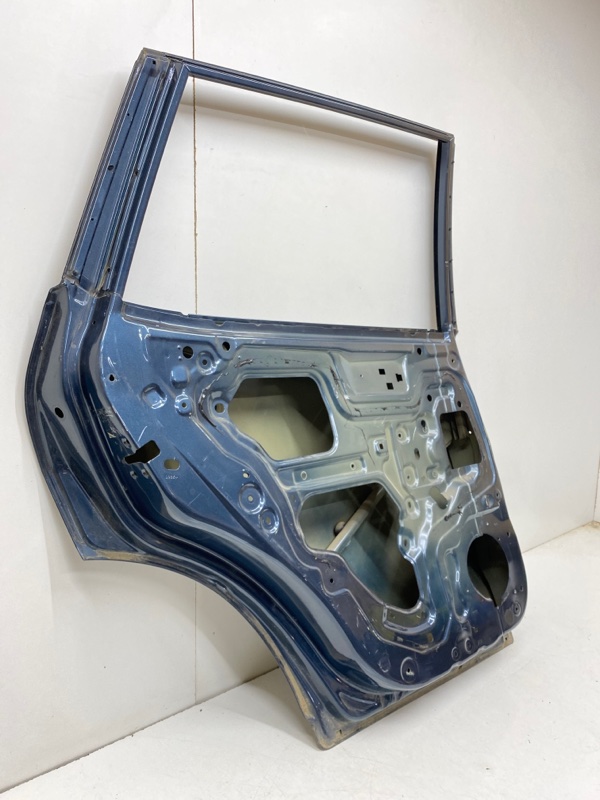 Дверь задняя левая