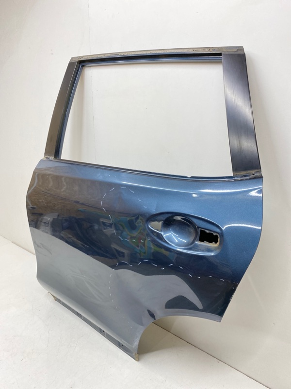 Дверь задняя левая