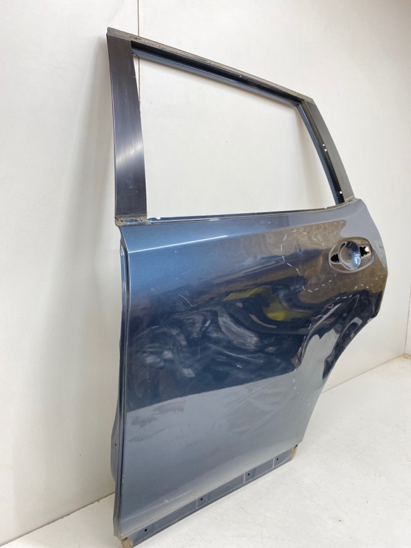 Дверь задняя левая