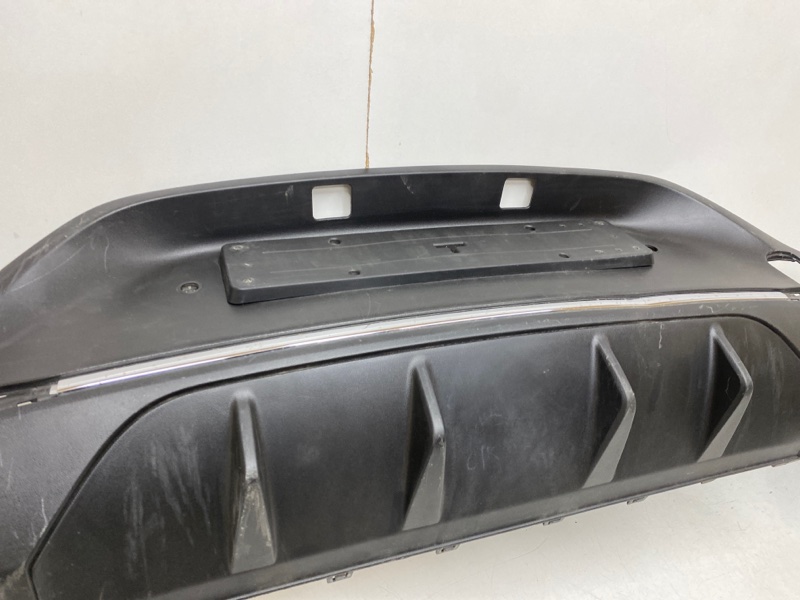 Спойлер заднего бампера