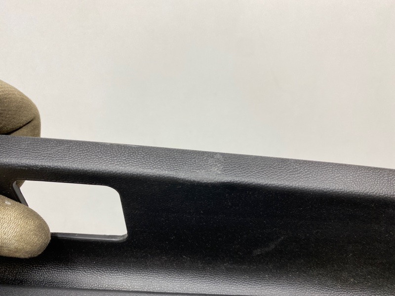 Спойлер заднего бампера