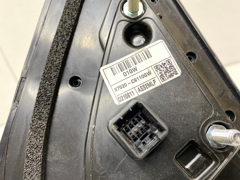 Зеркало правое электрическое