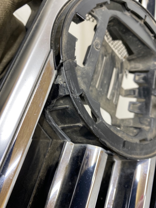 Решетка радиатора