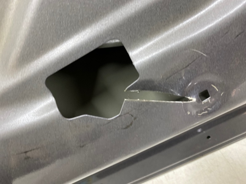 Дверь передняя правая