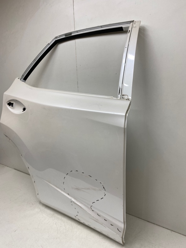 Дверь задняя правая