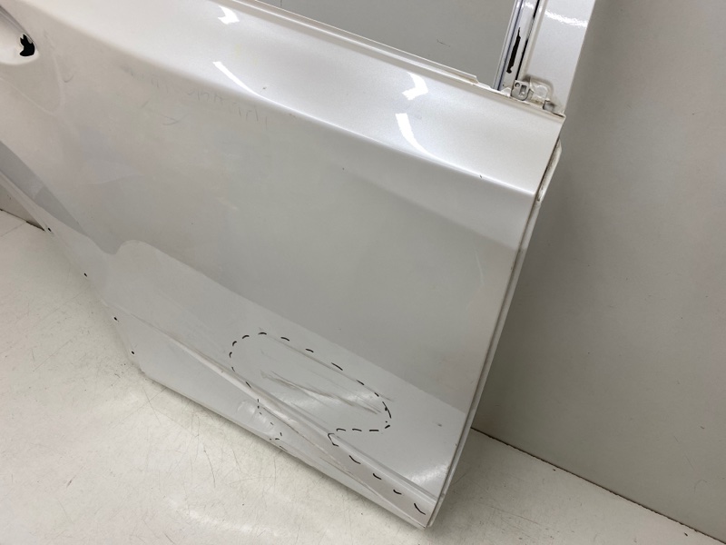 Дверь задняя правая