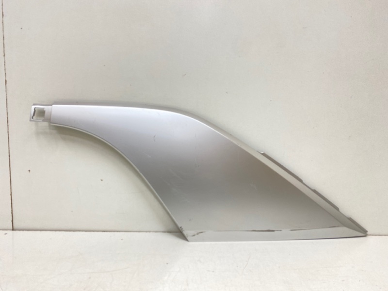Накладка заднего крыла левого