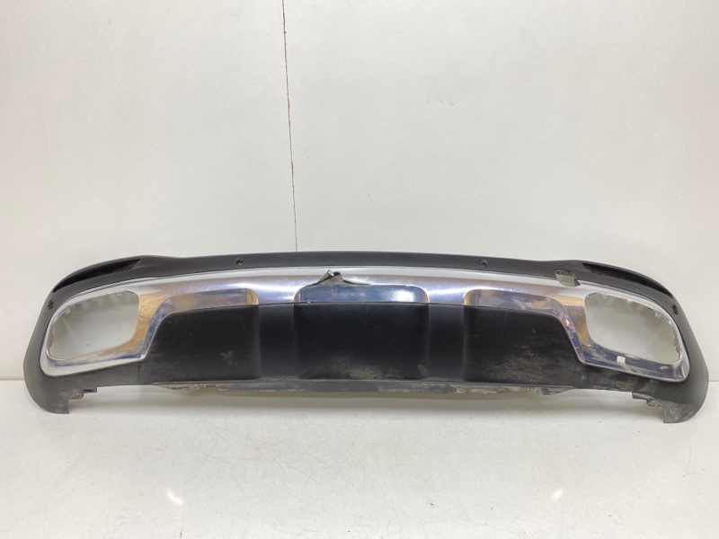 Спойлер заднего бампера