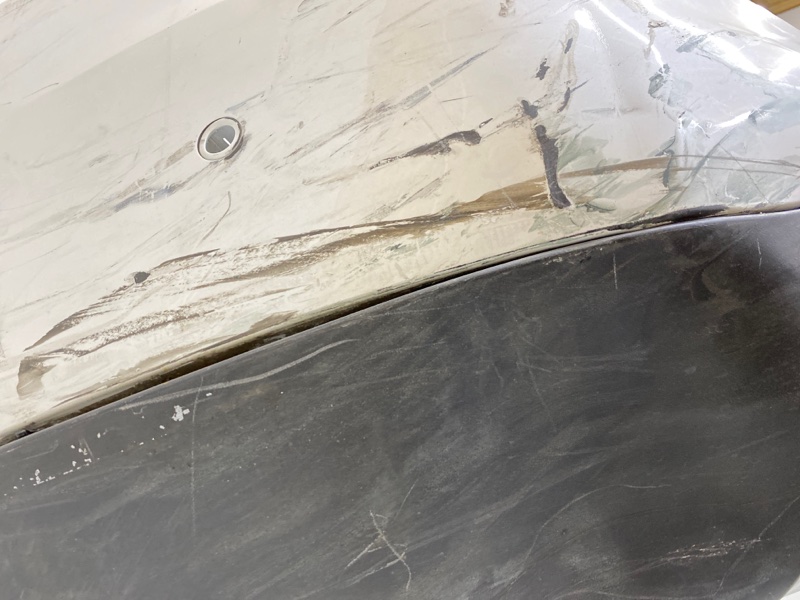 Бампер задний