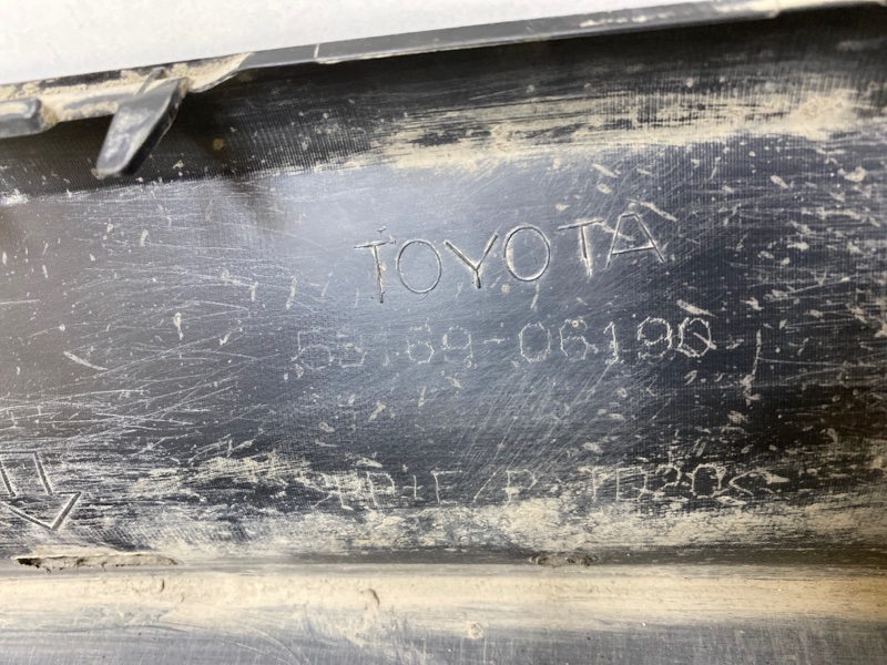 Спойлер заднего бампера