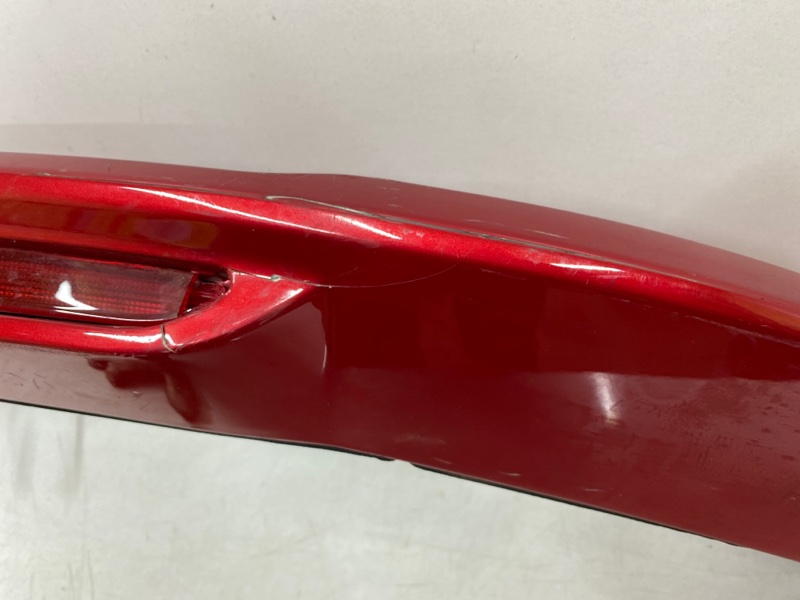 Спойлер (дефлектор) крышки багажника