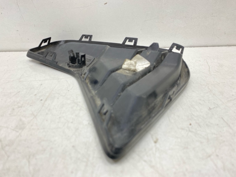 Накладка переднего бампера правая