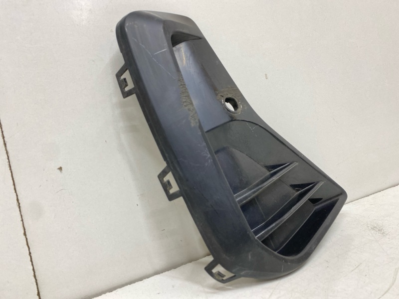 Накладка переднего бампера правая