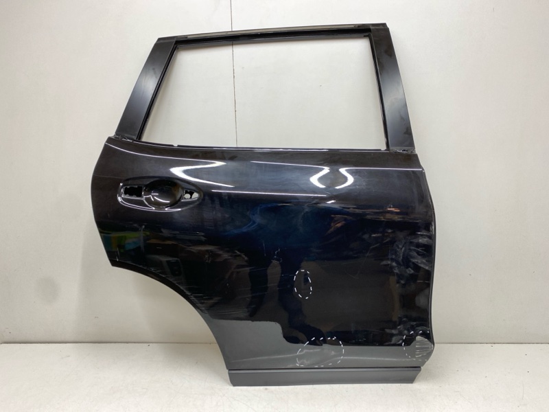 Дверь задняя правая