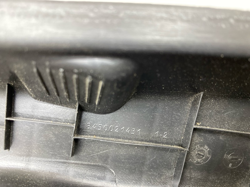 Обшивка багажника