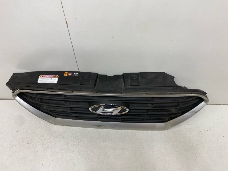 Решетка радиатора