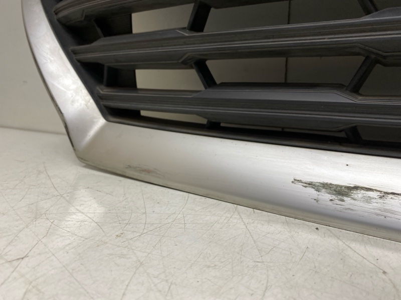 Решетка радиатора