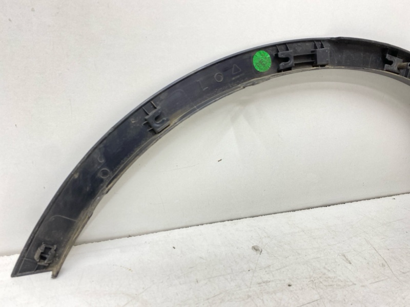 Накладка заднего крыла левого