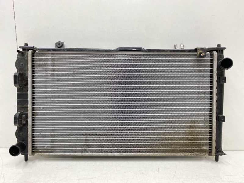 Радиатор охлаждения двигателя основной