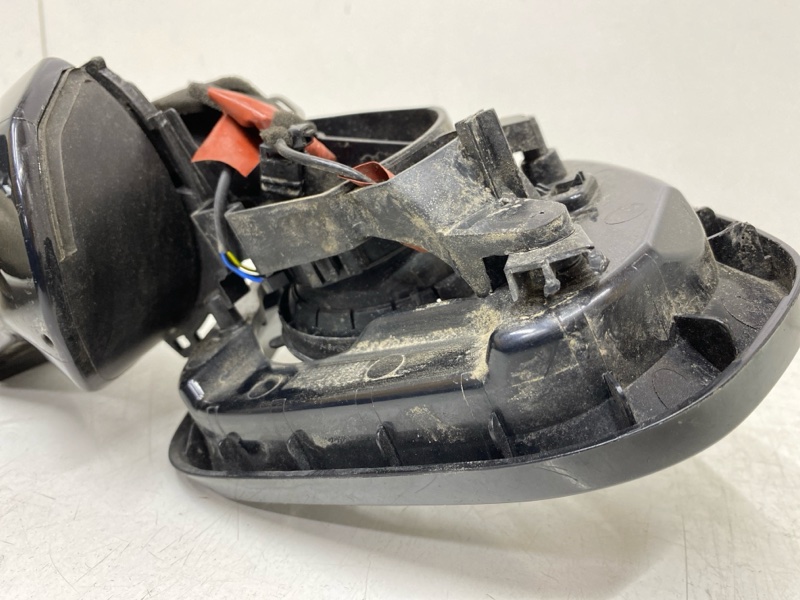 Зеркало левое электрическое