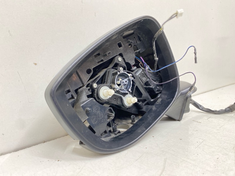 Зеркало левое электрическое