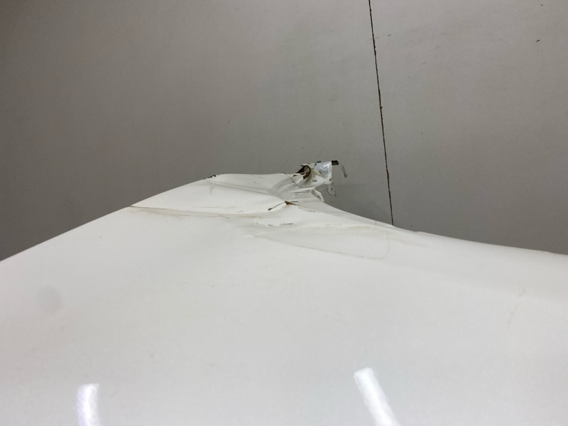 Крыло переднее левое