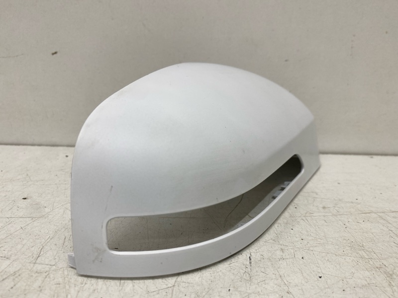 Накладка зеркала правого