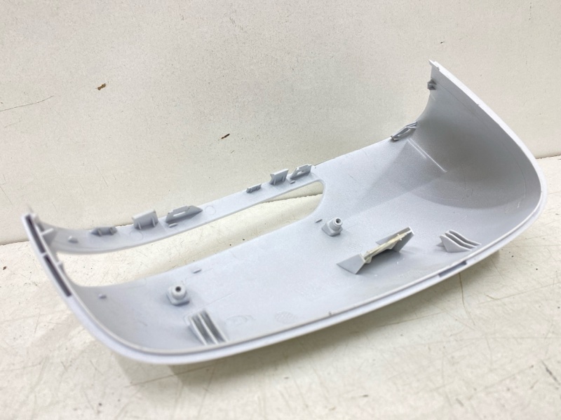 Накладка зеркала правого