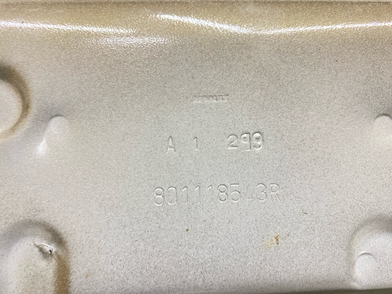 Дверь передняя левая