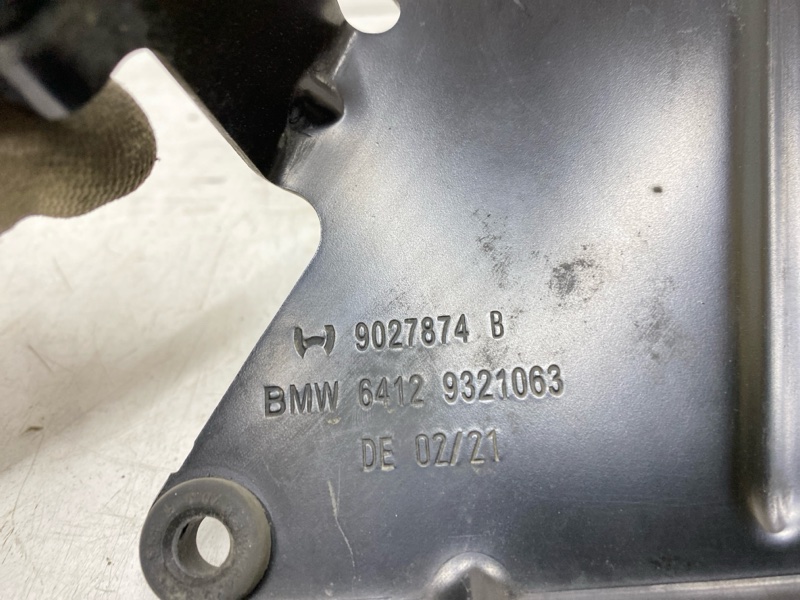 Кронштейн (сопут. товар)