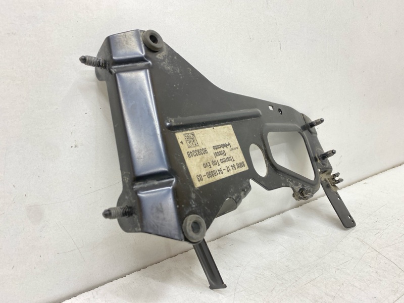 Кронштейн (сопут. товар)