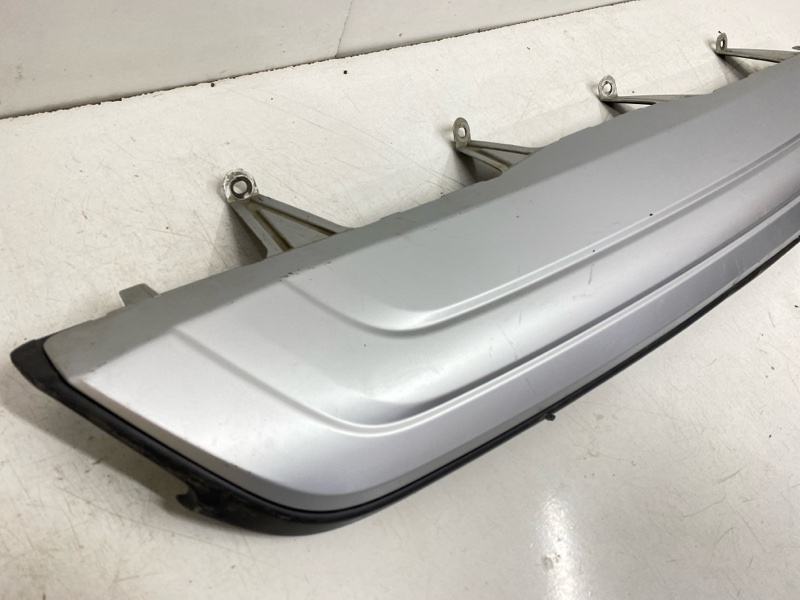 Спойлер заднего бампера