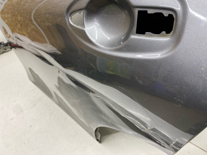 Дверь задняя левая