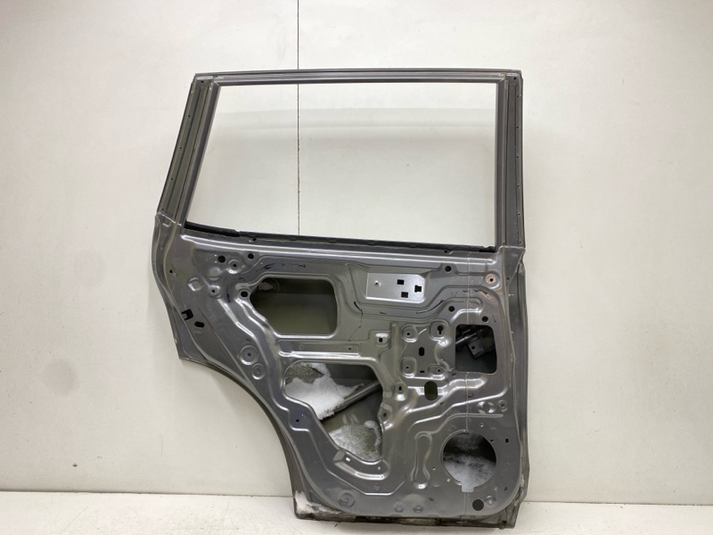 Дверь задняя левая