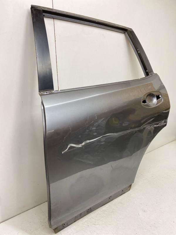 Дверь задняя левая