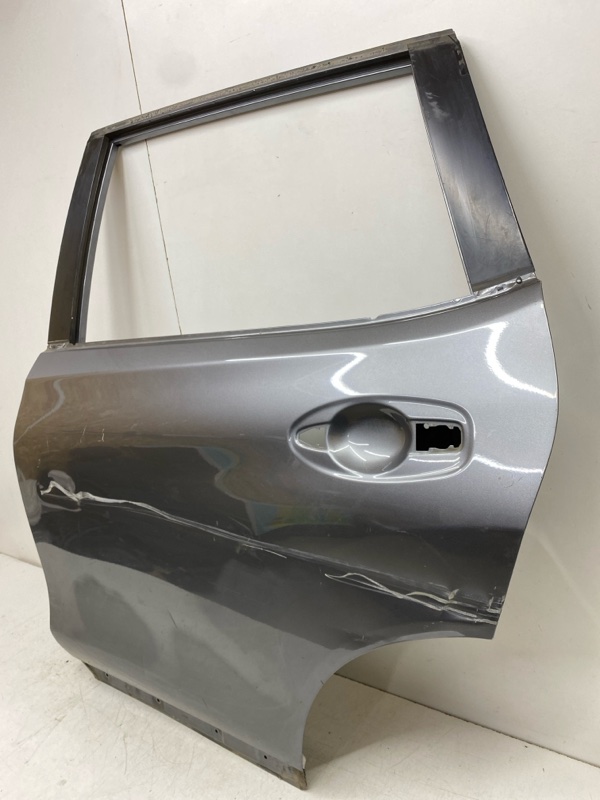Дверь задняя левая