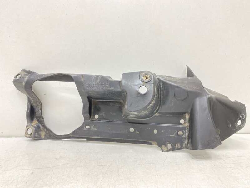 Пыльник двигателя