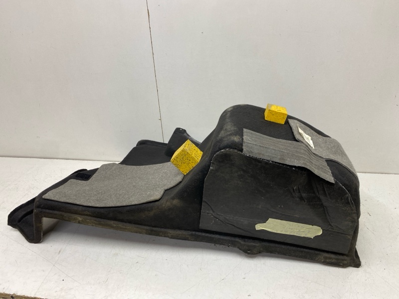 Обшивка багажника