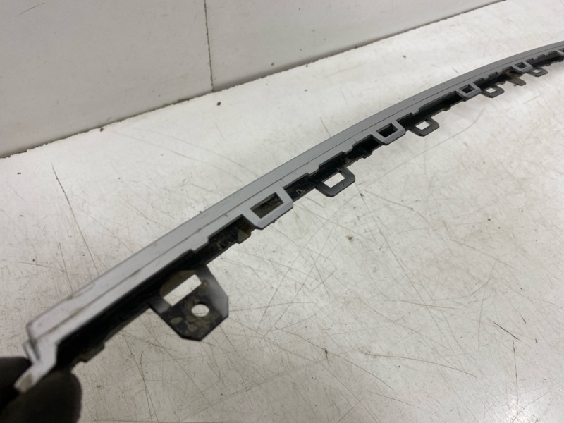 Молдинг заднего бампера