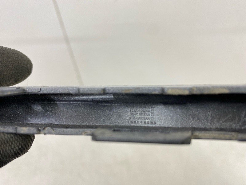 Молдинг заднего бампера