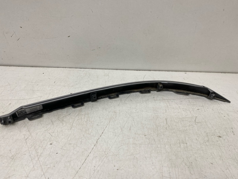 Молдинг заднего бампера левый