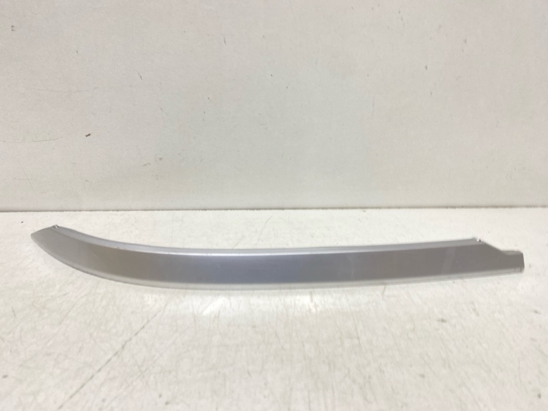 Молдинг заднего бампера левый
