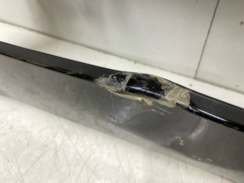 Накладка переднего бампера