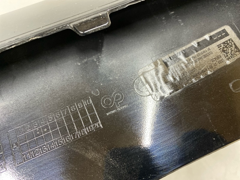 Накладка переднего бампера