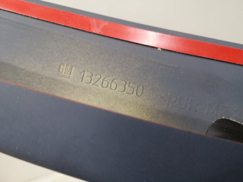 Спойлер (дефлектор) крышки багажника