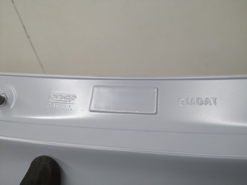 Спойлер (дефлектор) крышки багажника